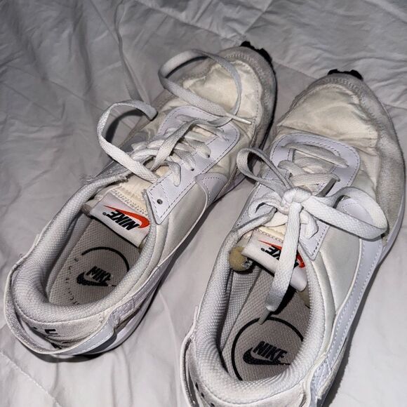 Offer a Price Nike Daybreak White/Beige Suede & Mesh Sneakers Women’s 8.5 - Picture 12 of 16